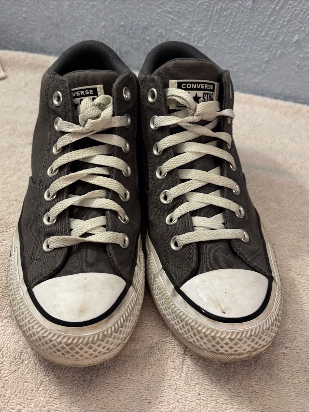 Converse Unisex Mid Top Sneakers -Grey and White SZ WMN 10, Mens 8, Canvas